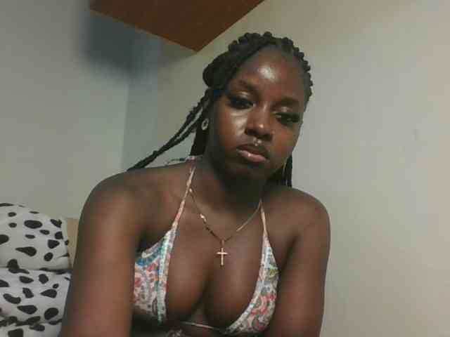 Sexykitten1 webcam