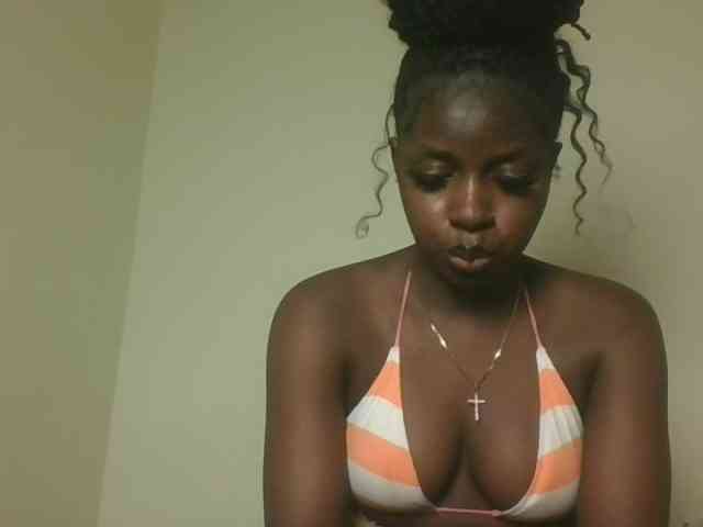 Sexykitten1 webcam