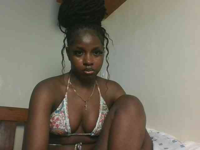 Sexykitten1 webcam