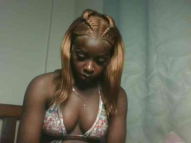 Sexykitten1 webcam
