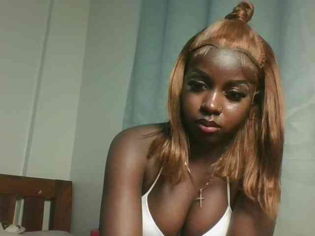 Sexykitten1 webcam