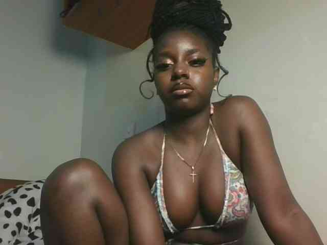 Sexykitten1 webcam