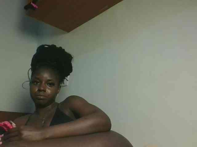 Sexykitten1 webcam