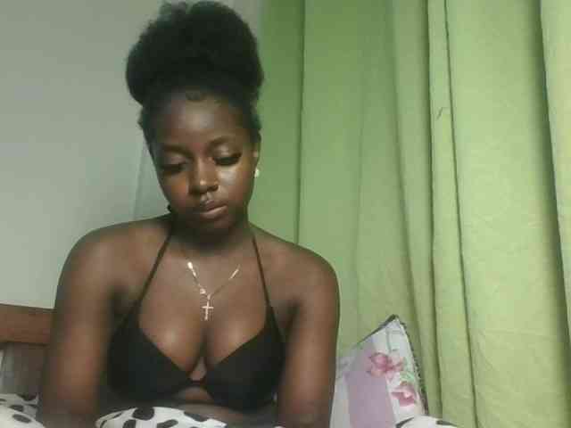 Sexykitten1 webcam