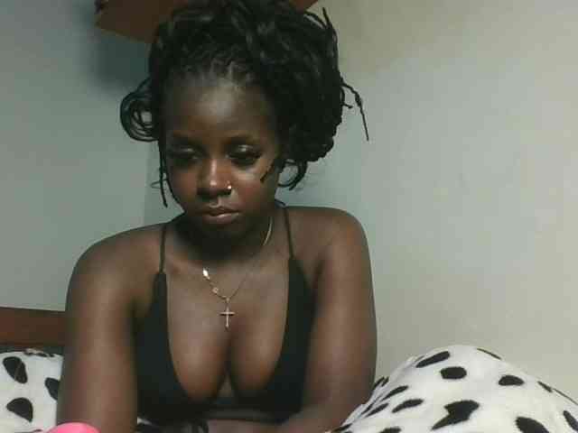 Sexykitten1 webcam