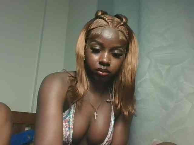 Sexykitten1 webcam