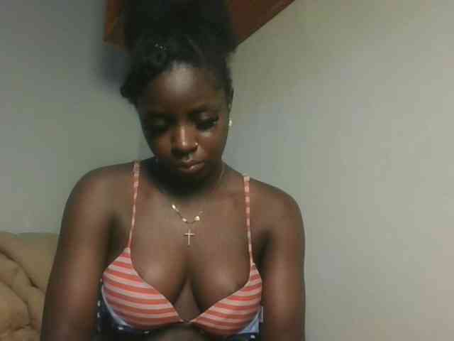 Sexykitten1 webcam