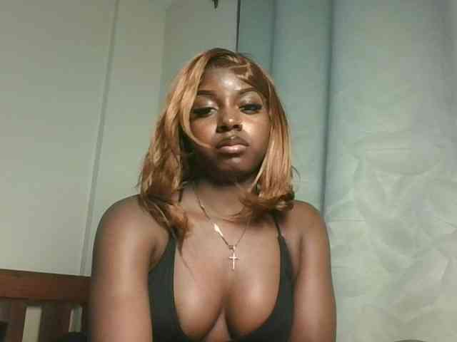 Sexykitten1 webcam