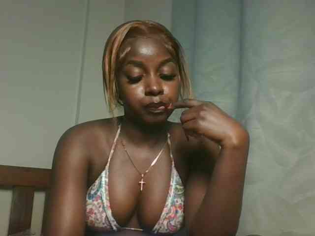 Sexykitten1 webcam