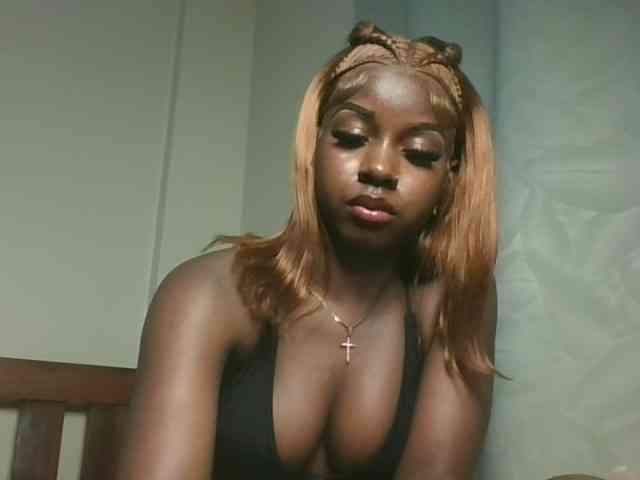 Sexykitten1 webcam