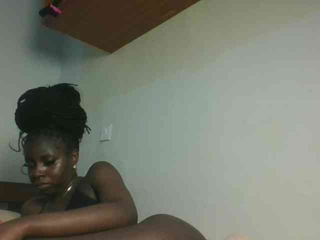 Sexykitten1 webcam