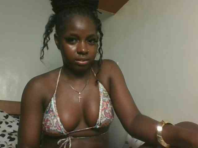 Sexykitten1 webcam