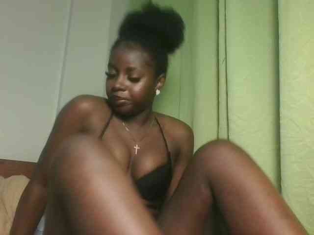 Sexykitten1 webcam
