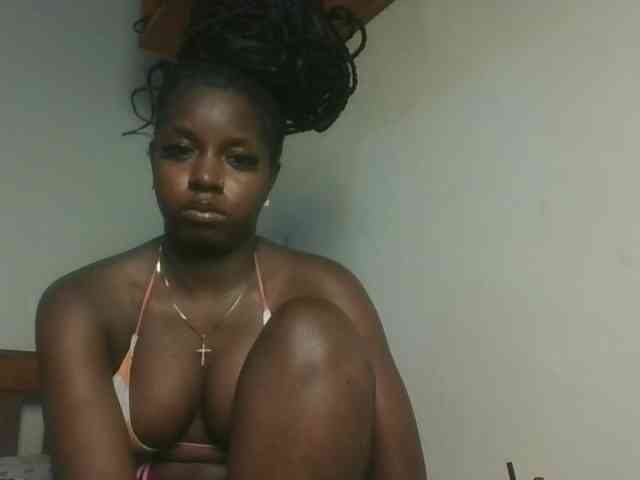 Sexykitten1 webcam