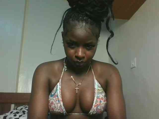 Sexykitten1 webcam
