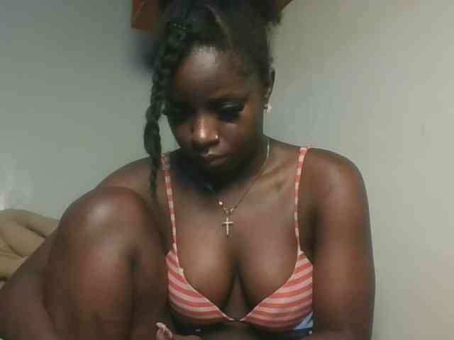Sexykitten1 webcam