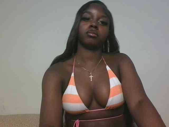 Sexykitten1 webcam
