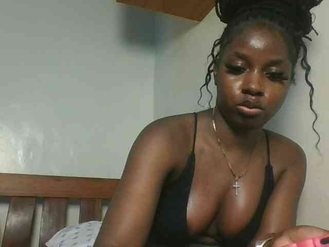 Sexykitten1 webcam
