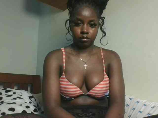 Sexykitten1 webcam