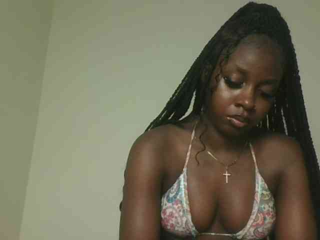 Sexykitten1 webcam