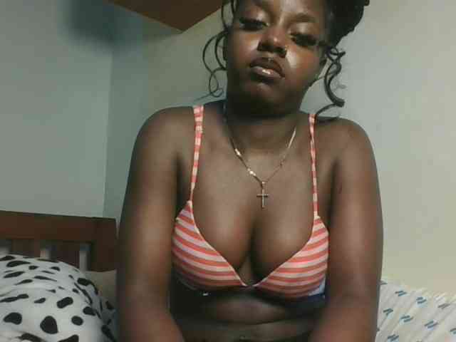 Sexykitten1 webcam