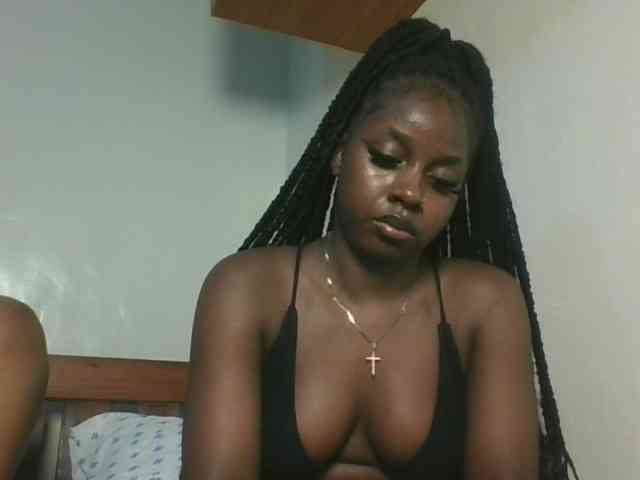 Sexykitten1 webcam