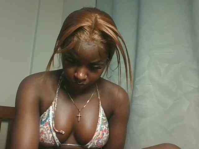 Sexykitten1 webcam