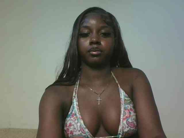 Sexykitten1 webcam