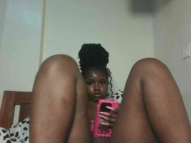 Sexykitten1 webcam