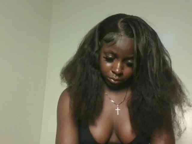 Sexykitten1 webcam