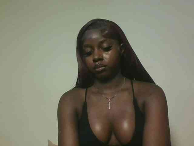 Sexykitten1 webcam