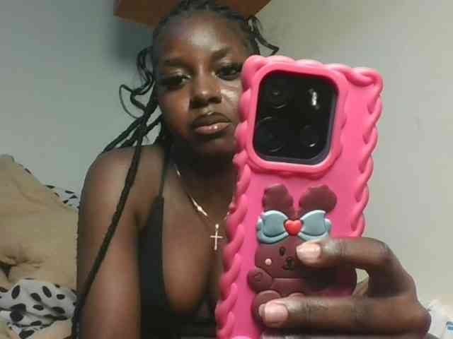 Sexykitten1 webcam