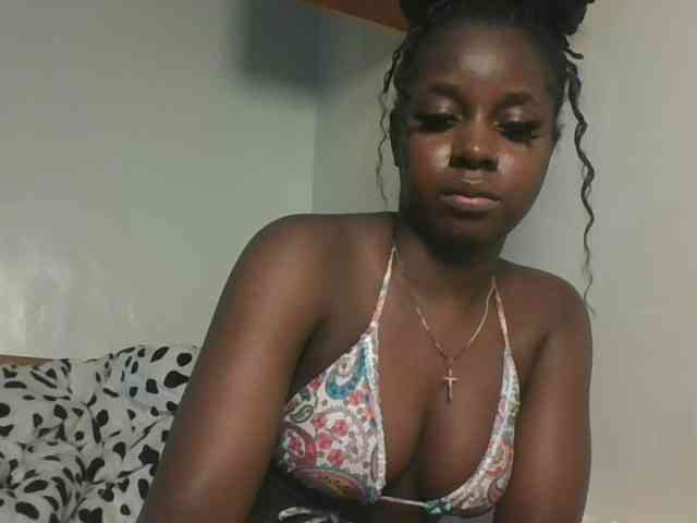Sexykitten1 webcam