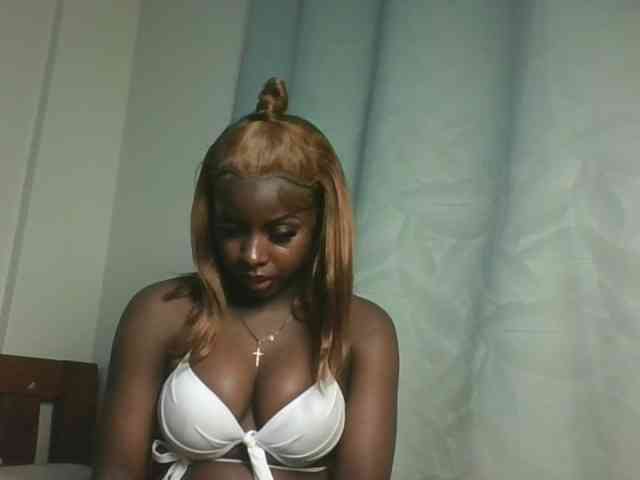 Sexykitten1 webcam