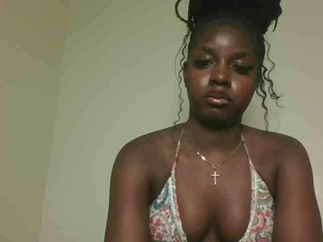 Sexykitten1 webcam