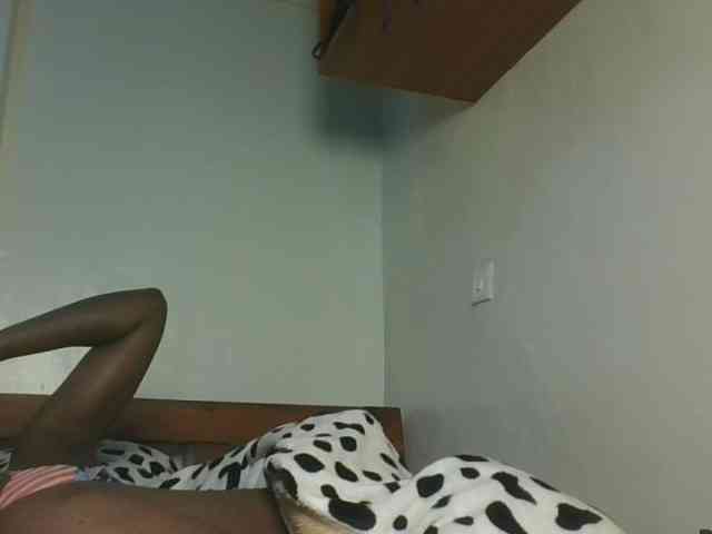 Sexykitten1 webcam