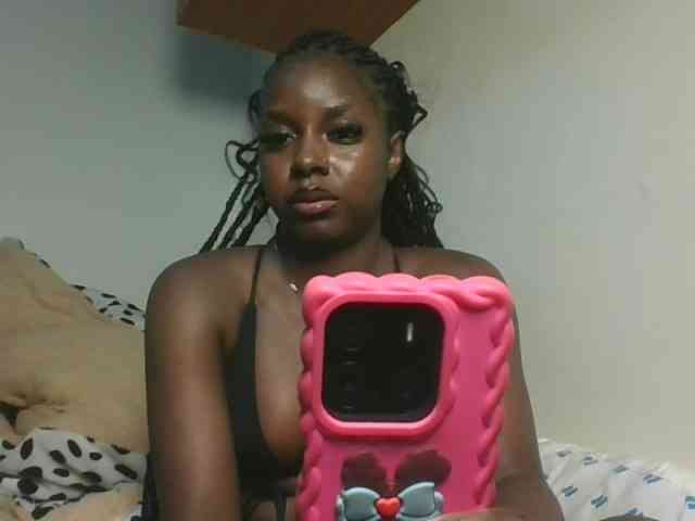 Sexykitten1 webcam