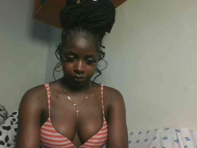Sexykitten1 webcam