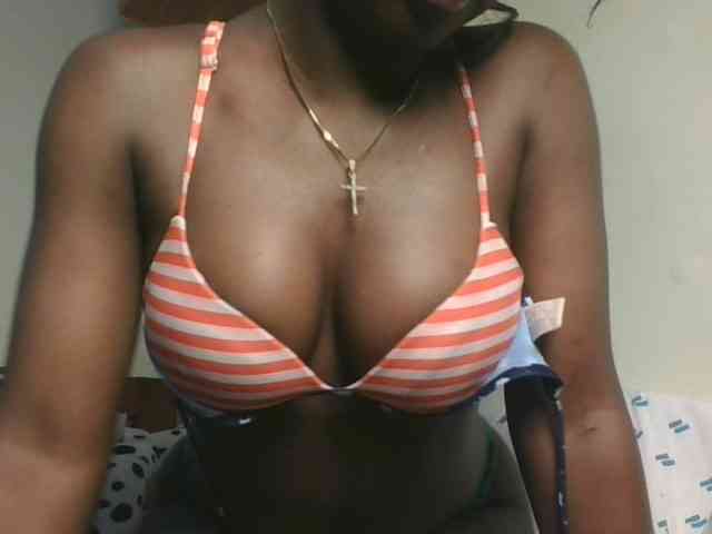 Sexykitten1 webcam