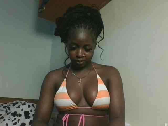 Sexykitten1 webcam