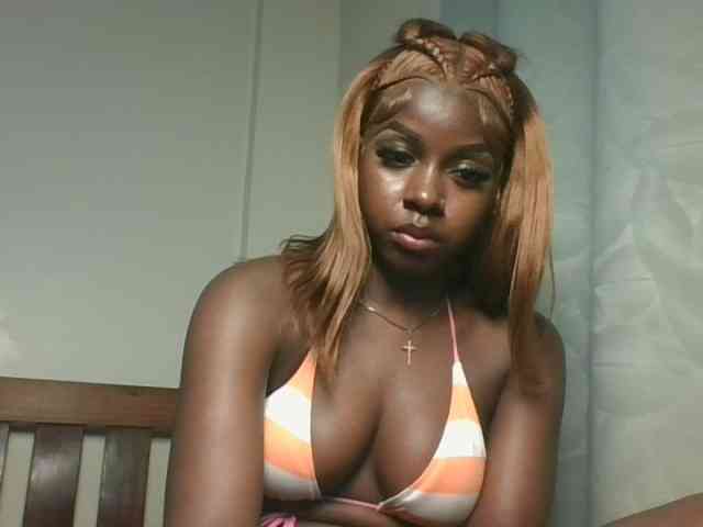Sexykitten1 webcam