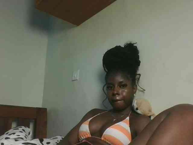 Sexykitten1 webcam