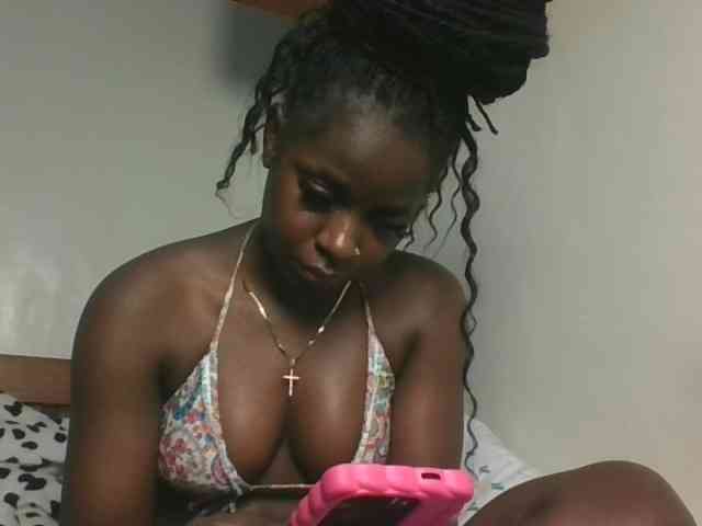 Sexykitten1 webcam