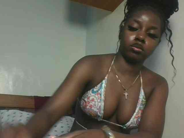 Sexykitten1 webcam