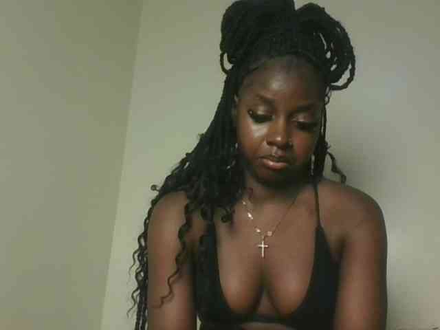 Sexykitten1 webcam