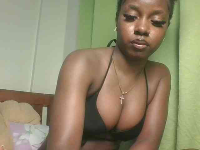 Sexykitten1 webcam