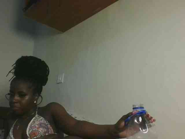 Sexykitten1 webcam
