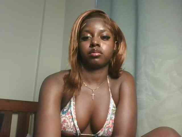 Sexykitten1 webcam