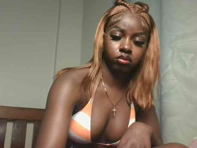 Sexykitten1 webcam