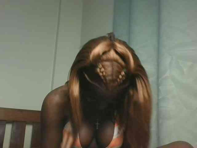 Sexykitten1 webcam